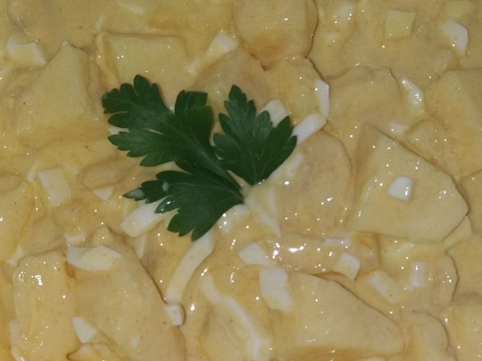 Eiersalat mit Banane, Ananas und Curry - Kochen Gut | kochengut.de