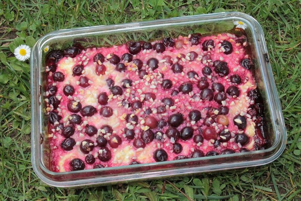 Polenta-Quark-Auflauf mit Jostabeeren