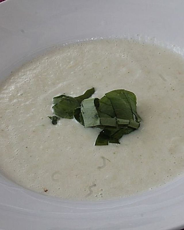 Mairübchen-Bärlauch-Suppe