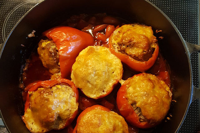 Roberts gefüllte Paprikaschoten aus dem Dutch Oven von Robert_3| Chefkoch