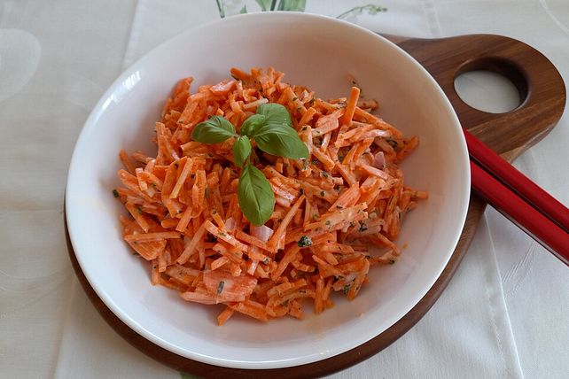 Karottensalat mit Schmand von bBrigitte| Chefkoch