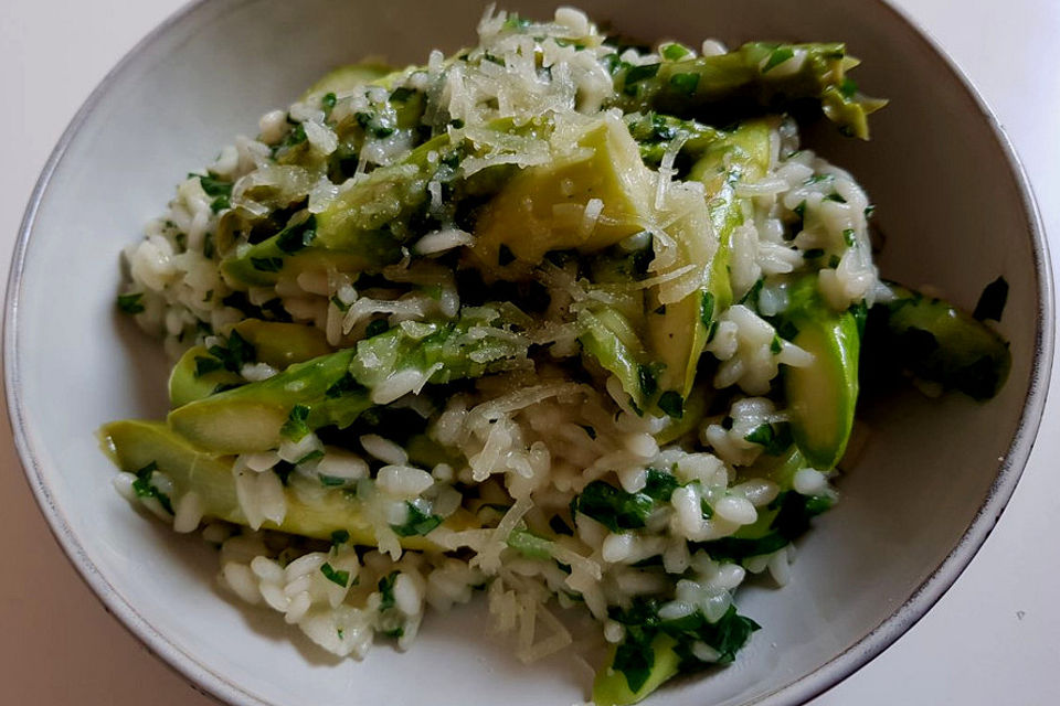 Risotto mit grünem Spargel und Bärlauch