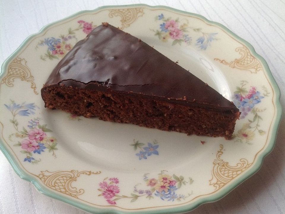 Schokoladen-Nuss-Torte von lindy_26| Chefkoch