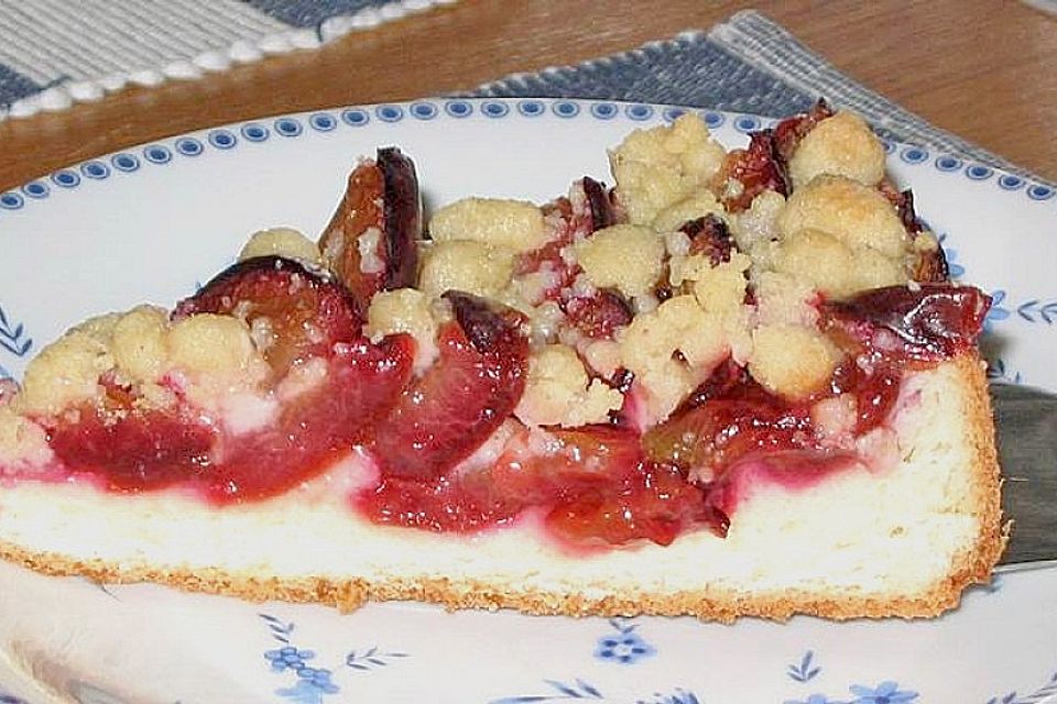 Pflaumenkuchen mit Streusel