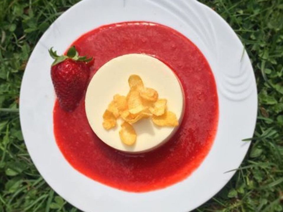 Cornflakes Milch Panna Cotta mit Erdbeersauce von indieee Chefkoch