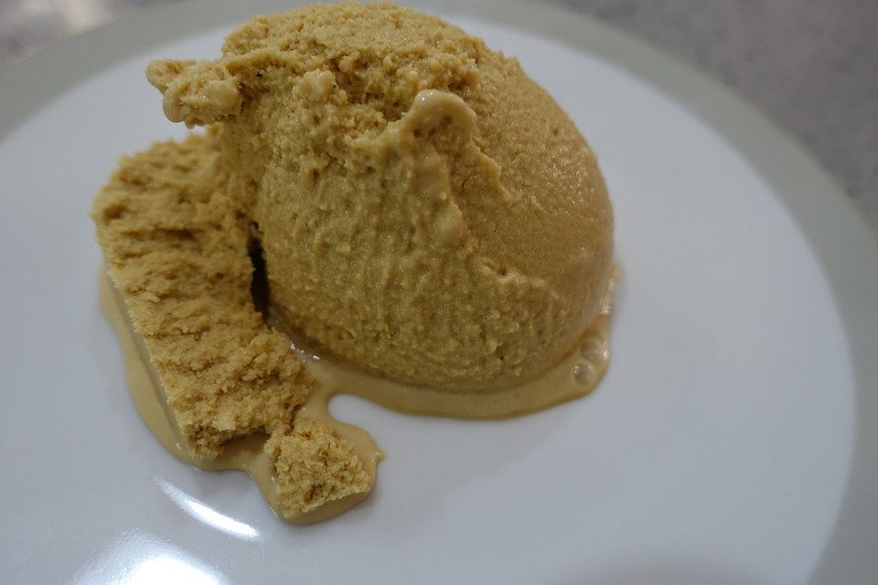 Muscovado-Karamell-Eis