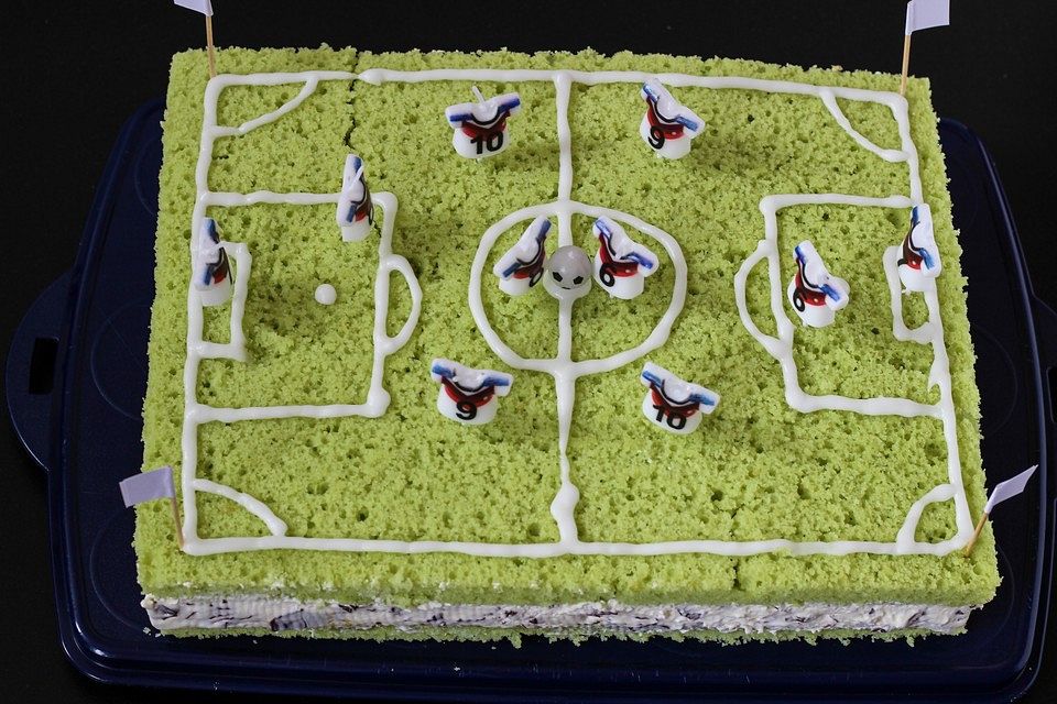 Fußballfeld-Kuchen
