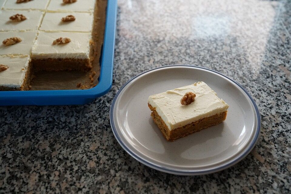 Karottenkuchen mit Frischkäse-Frosting