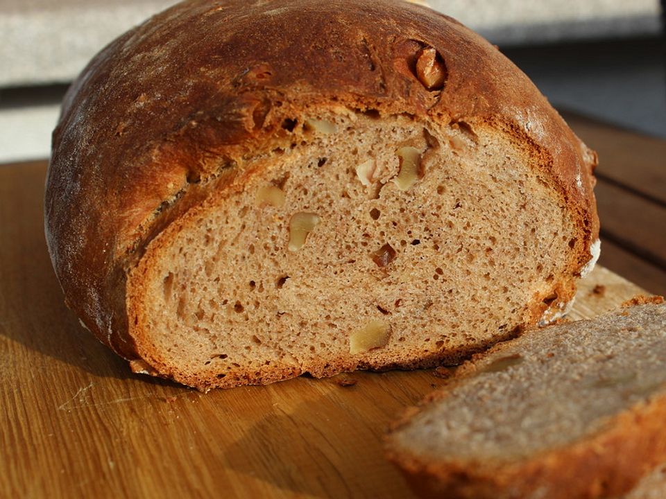 Dinkel-Walnuss-Brot von bakingjulia| Chefkoch