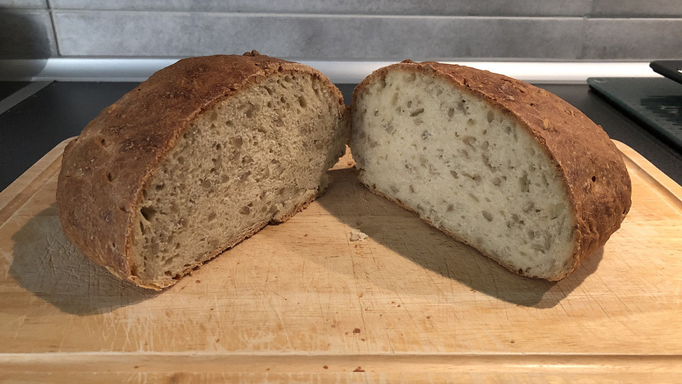 Dinkel-Walnuss-Brot von bakingjulia