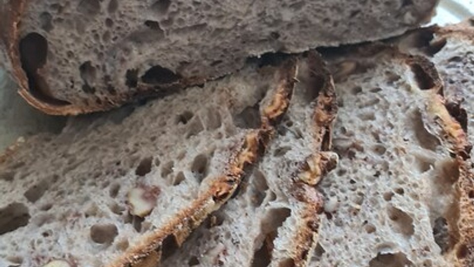 Dinkel-Walnuss-Brot von bakingjulia