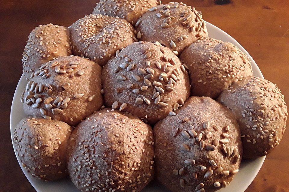 Vollkornbrötchen mit Übernachtgare