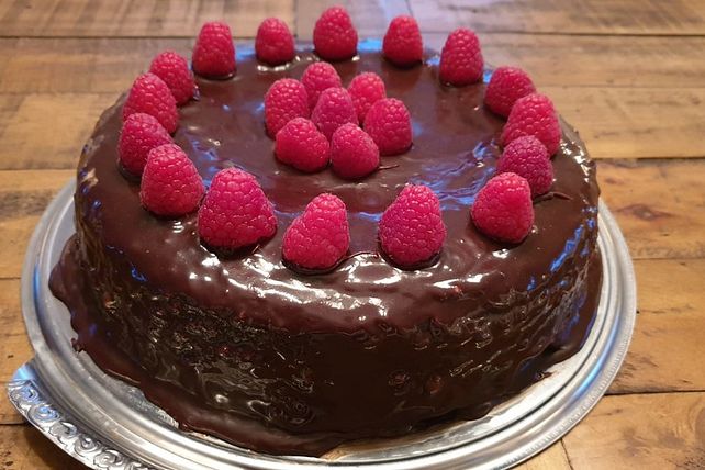 Himbeer-Schokoladen-Kuchen ohne Eier von Finjalou| Chefkoch