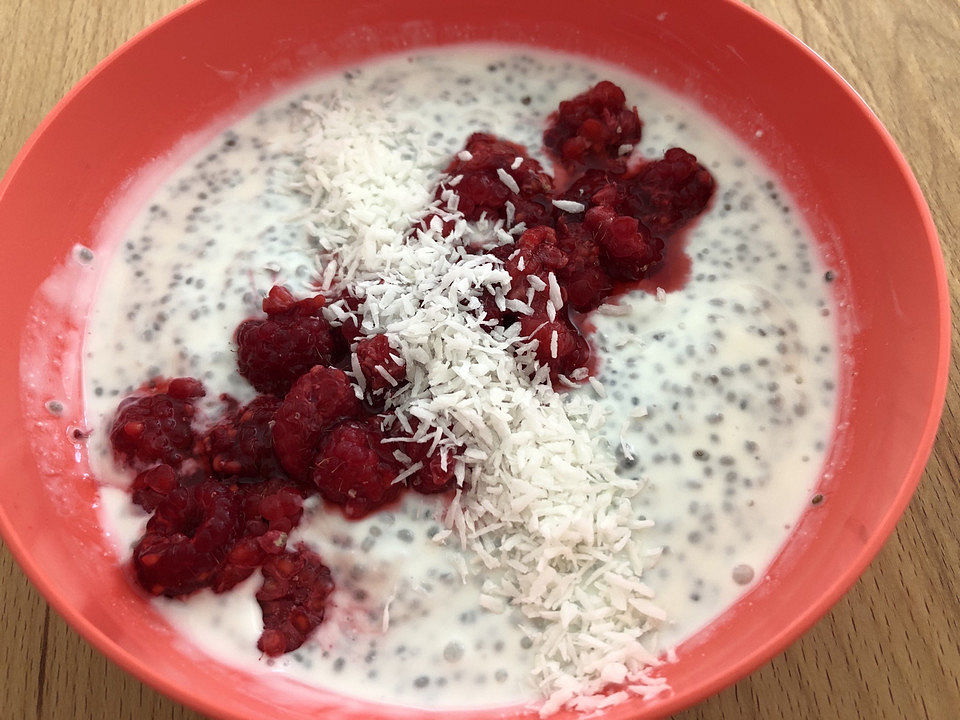 Chia-Mandel-Müsli mit Beeren von Charlii5521| Chefkoch