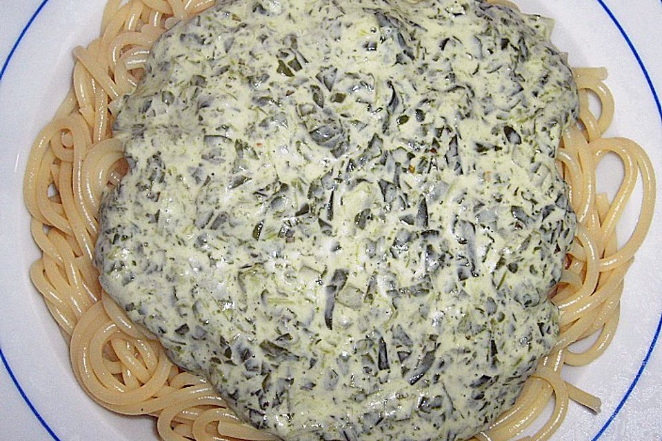 Spinat - Frischkäse - Soße