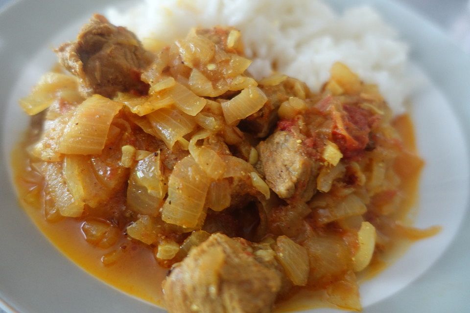 Dopiaza mit Schweinefleisch Dopiaza mit Schweinefleisch