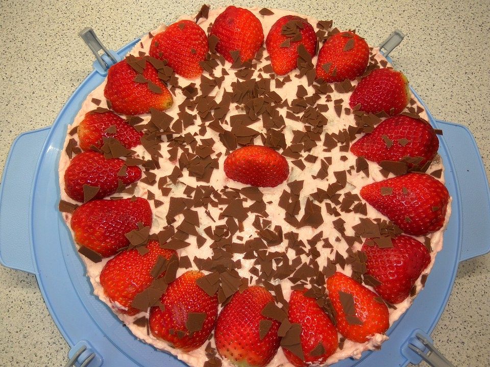 Erdbeer-Rhabarber-Torte mit Frischkäse von bossbaer| Chefkoch