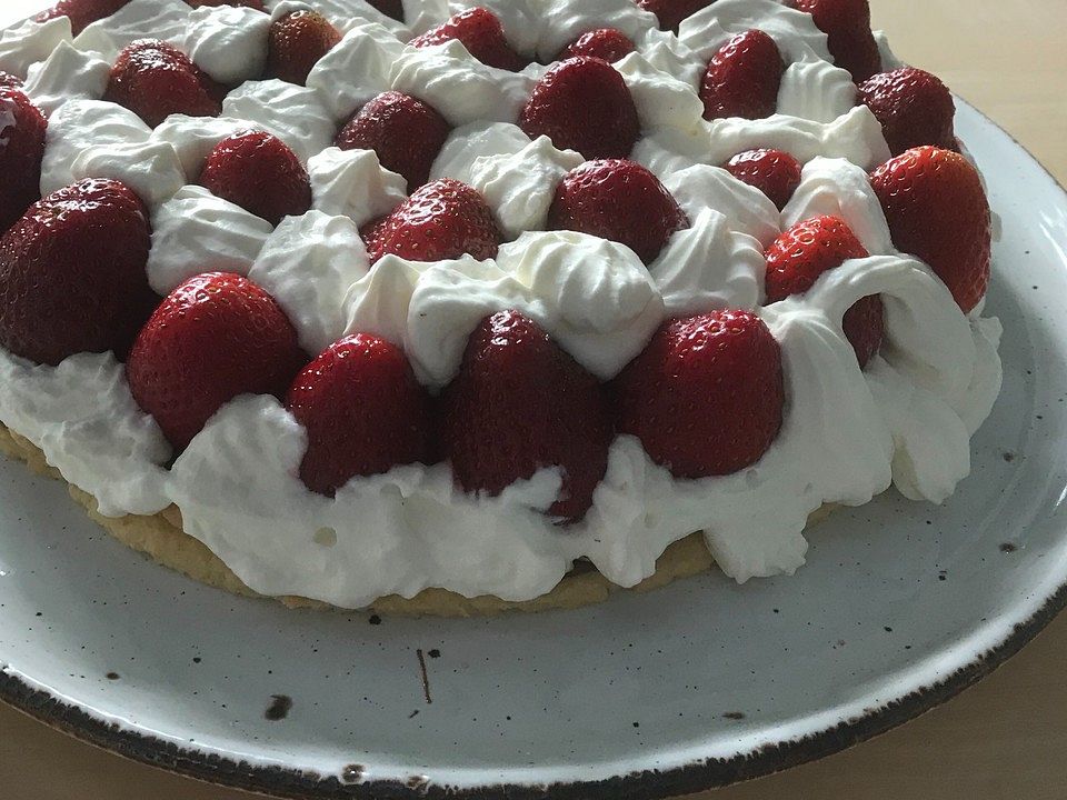 Erdbeer Nuss Nougat Creme Torte — Rezepte Suchen