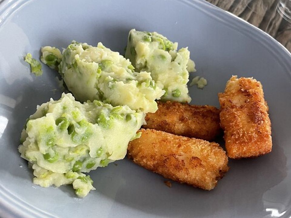Fischnuggets mit Kartoffel-Erbsen-Püree von Anaid55| Chefkoch Fischnuggets mit Kartoffel-Erbsen-Püree von Anaid55| Chefkoch