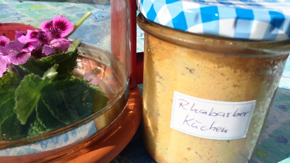 Rhabarberkuchen im Glas von Kräuterjule