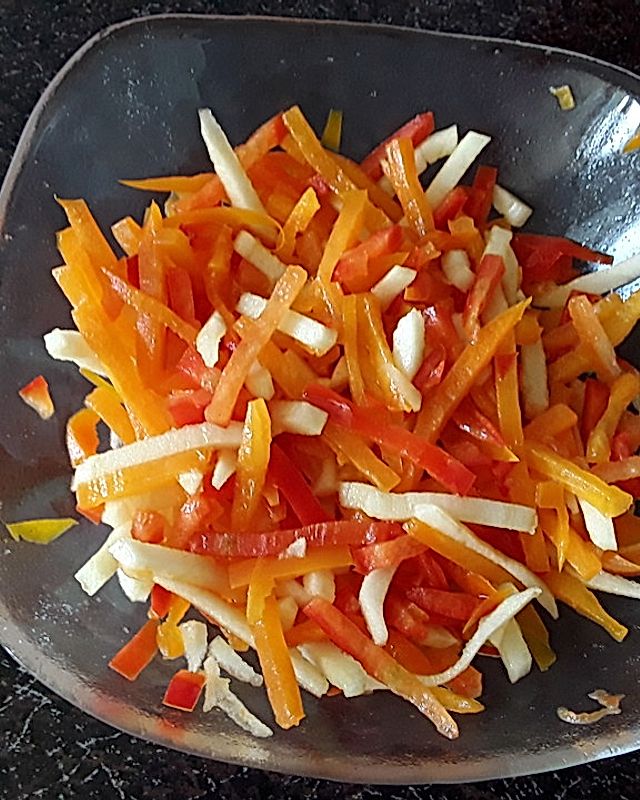 Paprika-Apfelsalat
