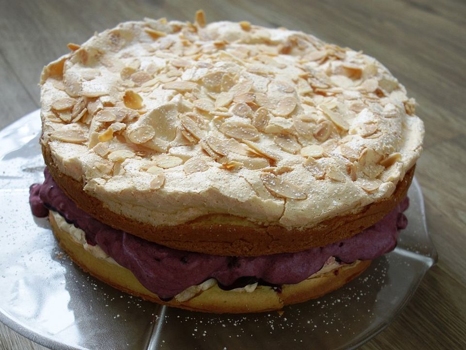 Heidelbeer Baiser Torte Von Linalinse Chefkoch