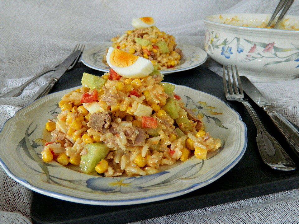 Thunfischsalat mit Reis, Gurken und Eiern von Krümm3lmonster| Chefkoch