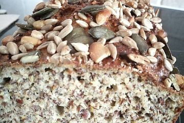 Eiweissbrot Mit Quark Mandeln Und Leinsamen Von Schibast Chefkoch