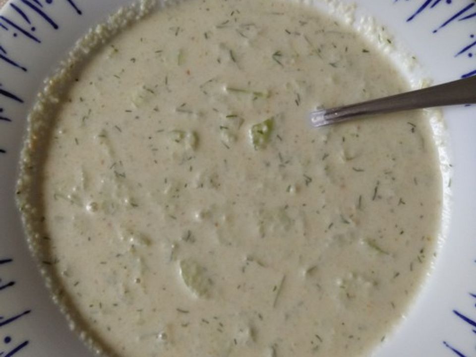 Kalte Gurkensuppe mit Erdnussbutter von Food-Fighter| Chefkoch