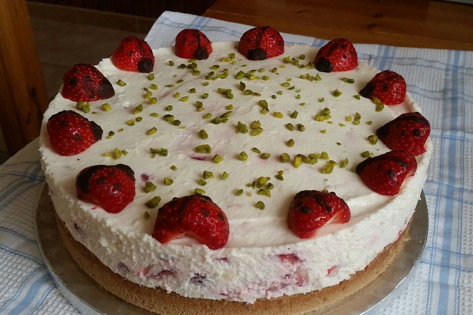 Erdbeer-Joghurt-Torte