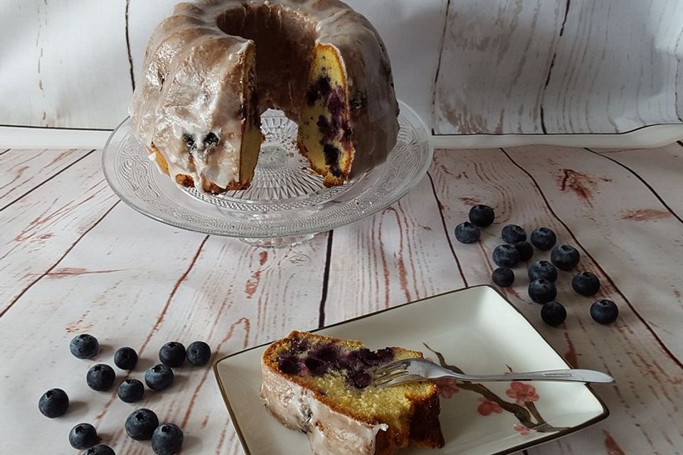 Blaubeer-Limetten Kuchen mit Joghurt