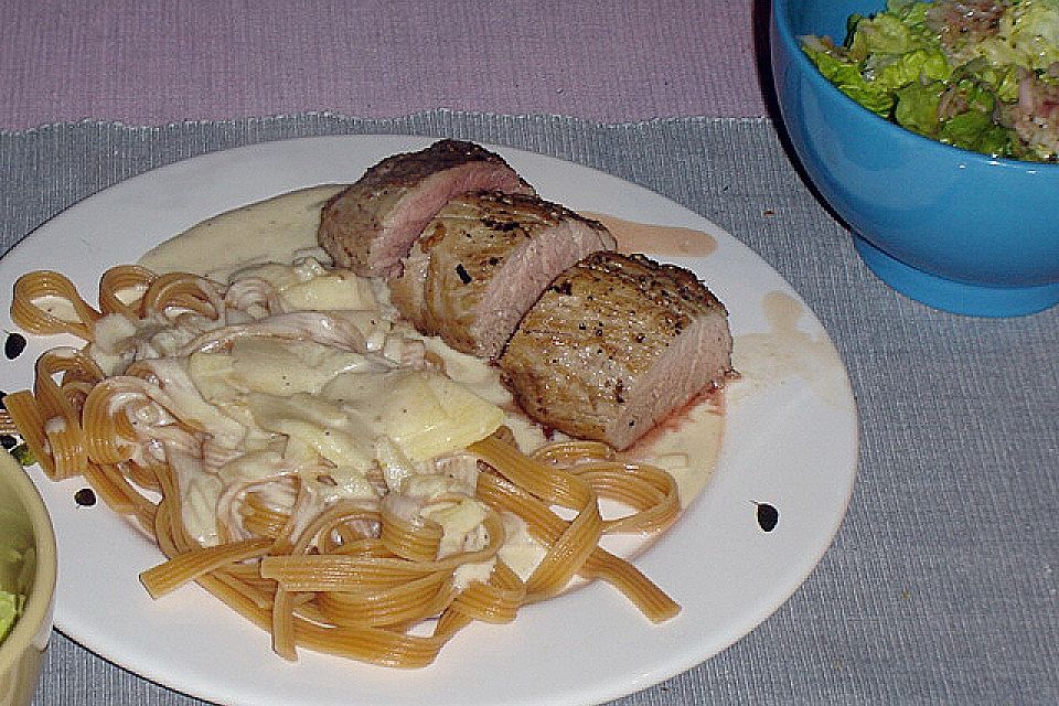 Schweinelende in Calvadosrahmsauce