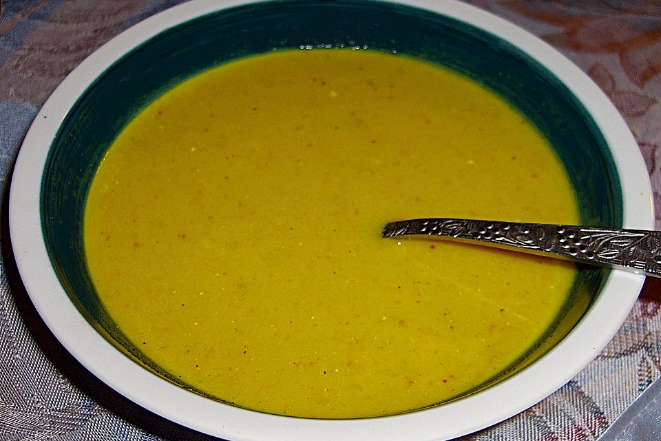 Apfel - Curry - Suppe