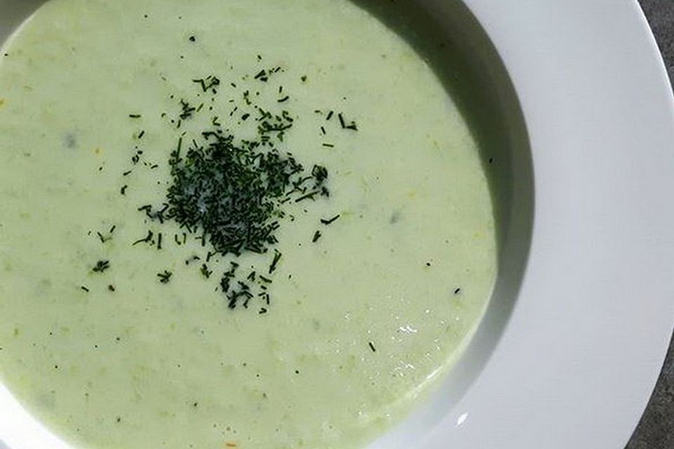 Kalte Gurkensuppe à la Chrille