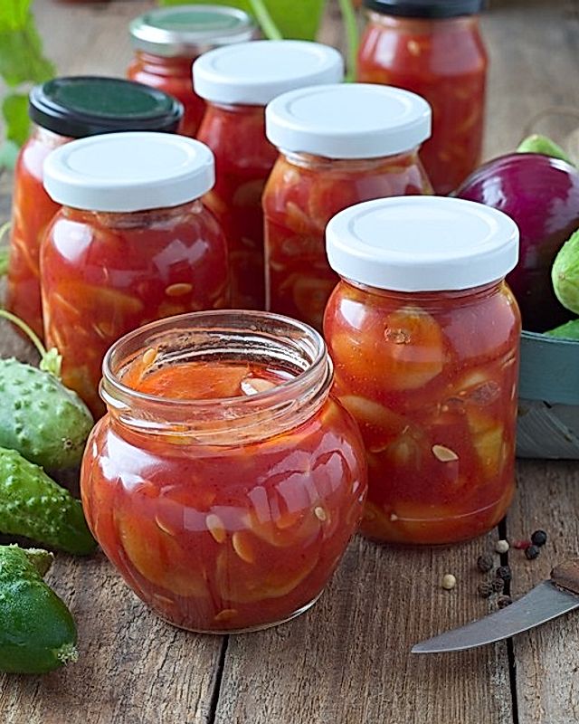 Gurken in Tomatensoße