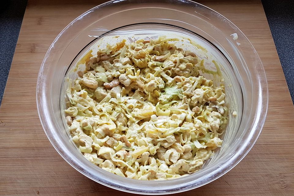 Hähnchen-Curry-Salat