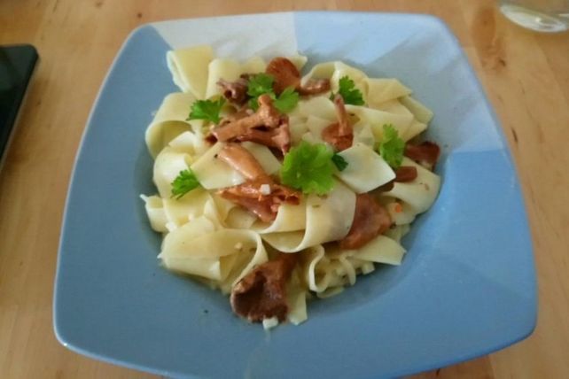 Vegane Bandnudeln mit Pfifferlingen von Corgain| Chefkoch