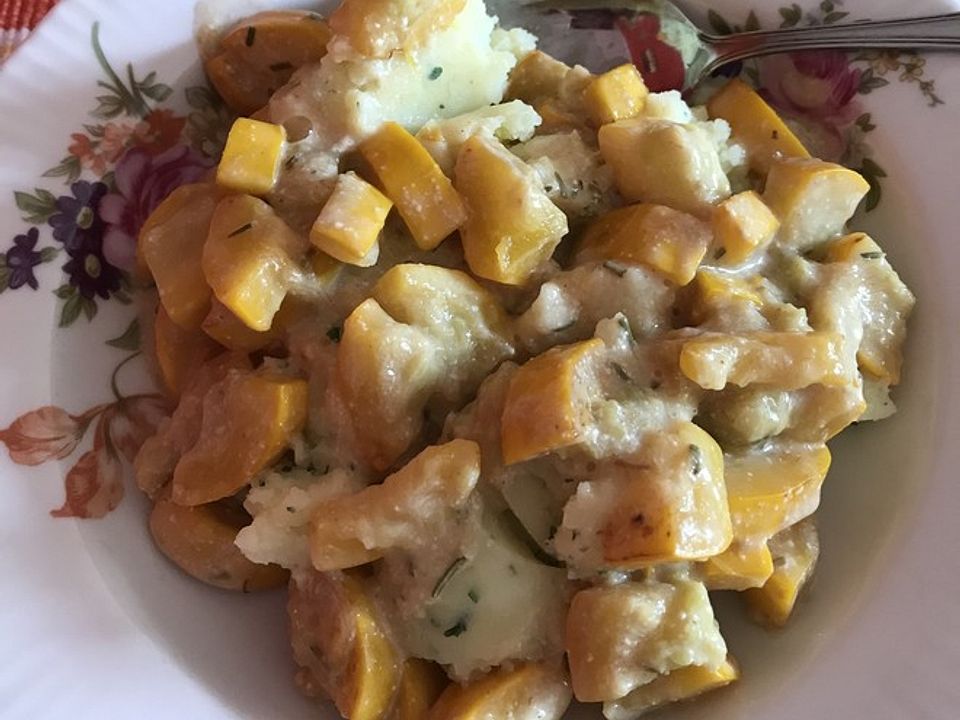 Gelbe Zucchini auf Kartoffelstampf von sarak7| Chefkoch
