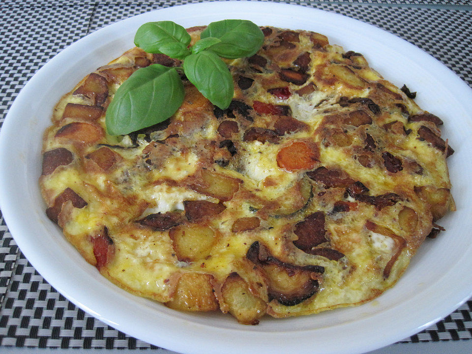 Gemüse - Kartoffel - Omelette von honeycat| Chefkoch