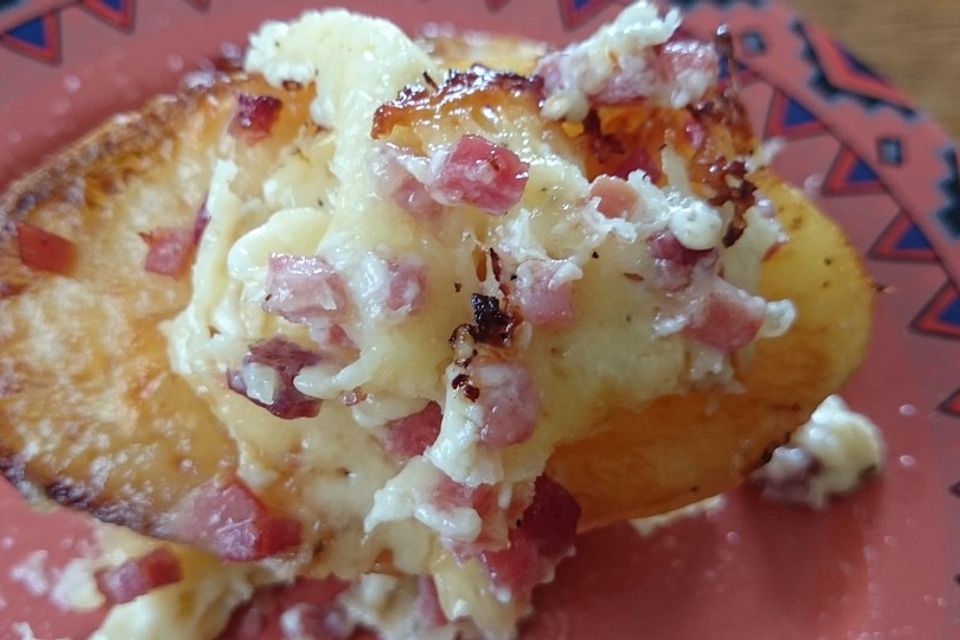 Gebackene Käsekartoffeln Gebackene Käsekartoffeln