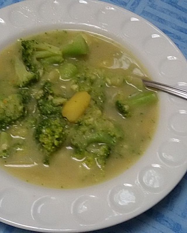 Brokkoli-Kartoffel-Suppe