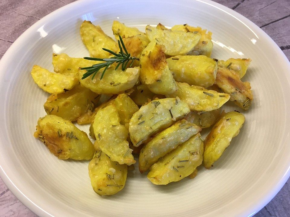 Kartoffeln mit Rosmarin und Parmesan von hemme80| Chefkoch