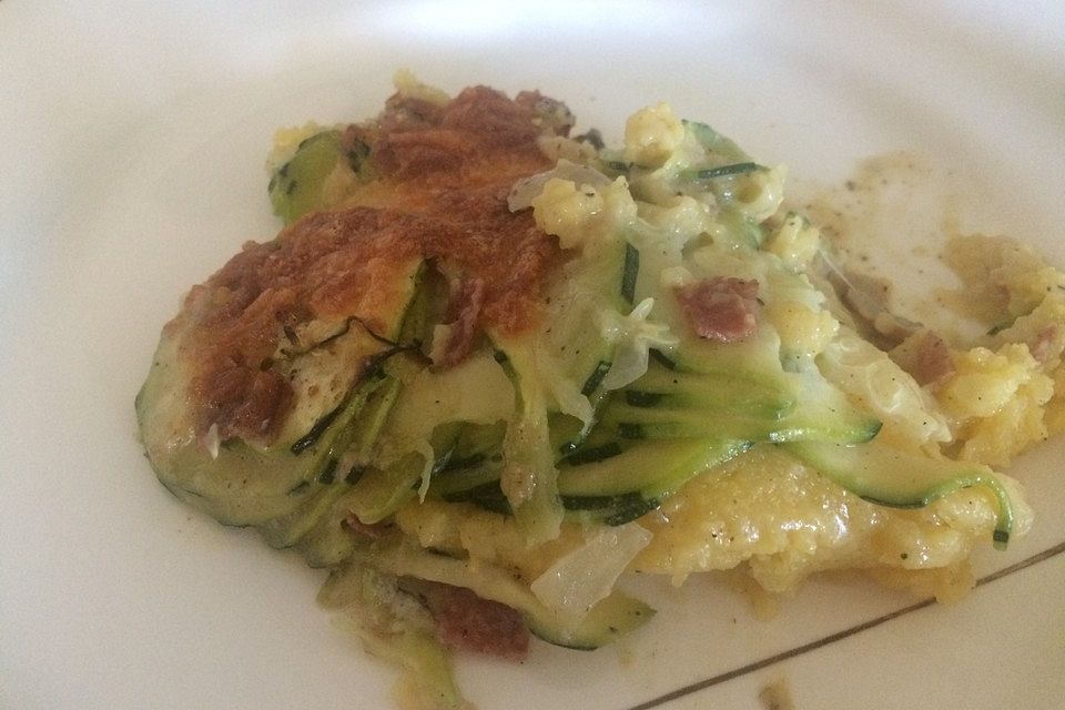 Polenta-Zucchini-Auflauf