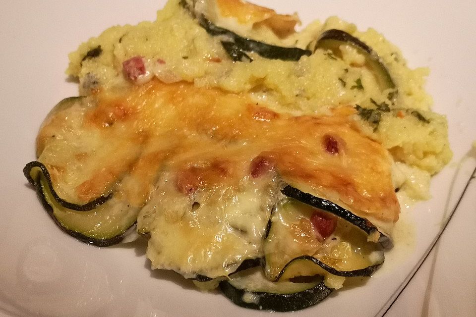 Polenta-Zucchini-Auflauf