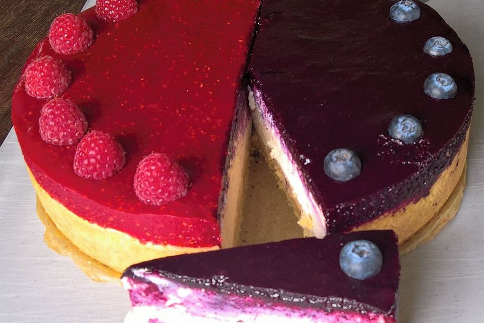 Cheesecake mit Beerentopping