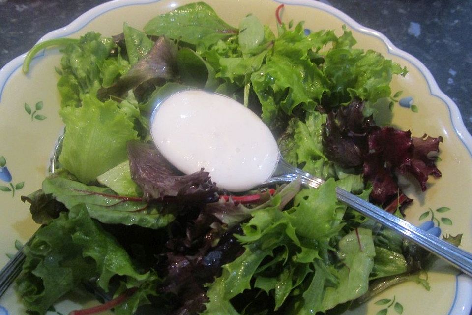 Salatsauce für italienischen Salat