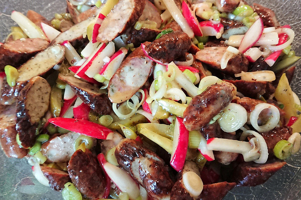 Fränkischer Bratwurstsalat