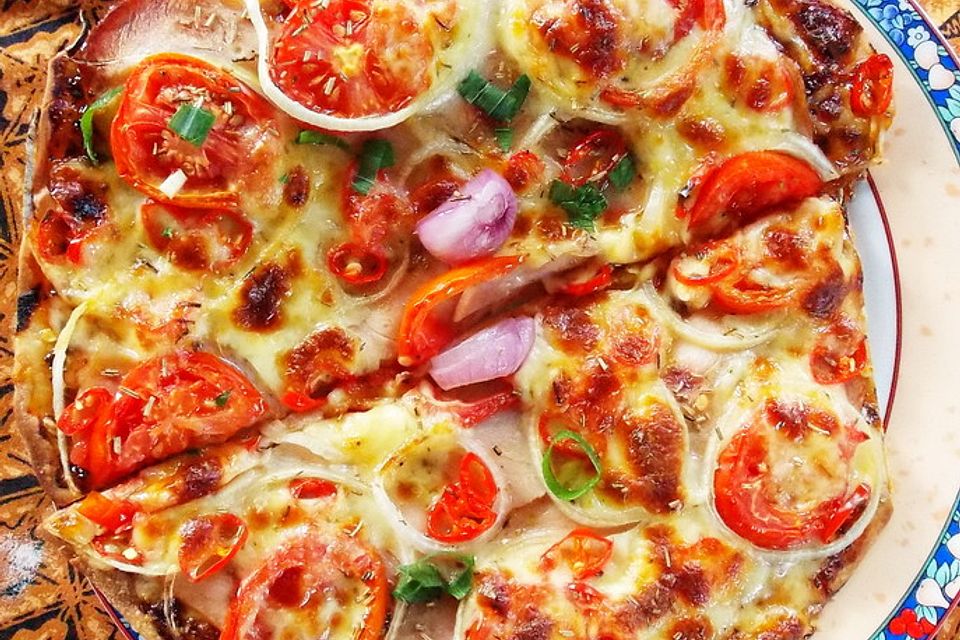 Pizza Pollo Piccante alla Lombok, Indonesien