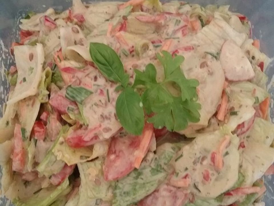 Gemischter Sommersalat mit leckerem Dressing von Spielengel8099 | Chefkoch