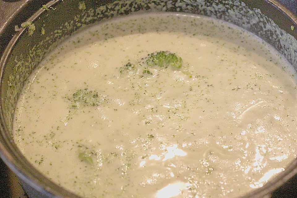 Broccoli - Rahm - Suppe Broccoli - Rahm - Suppe